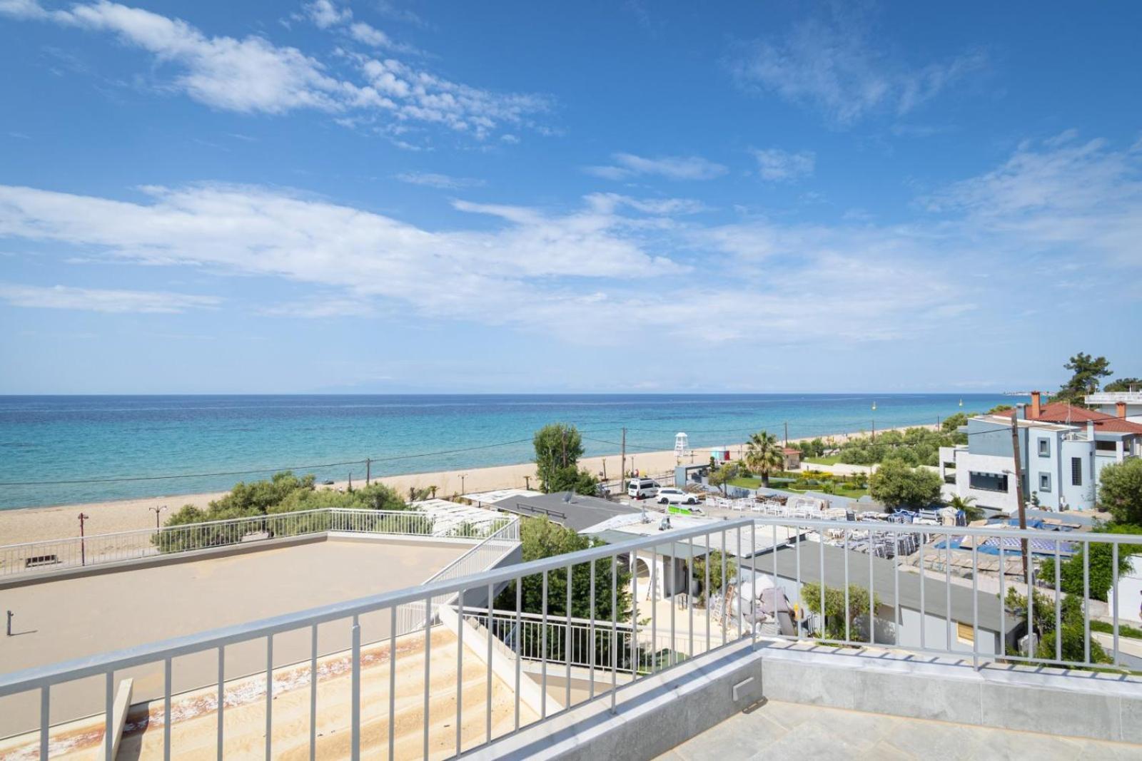 Althea Suites By Rentalspro Services - Nea Moudania Halkidiki Экстерьер фото