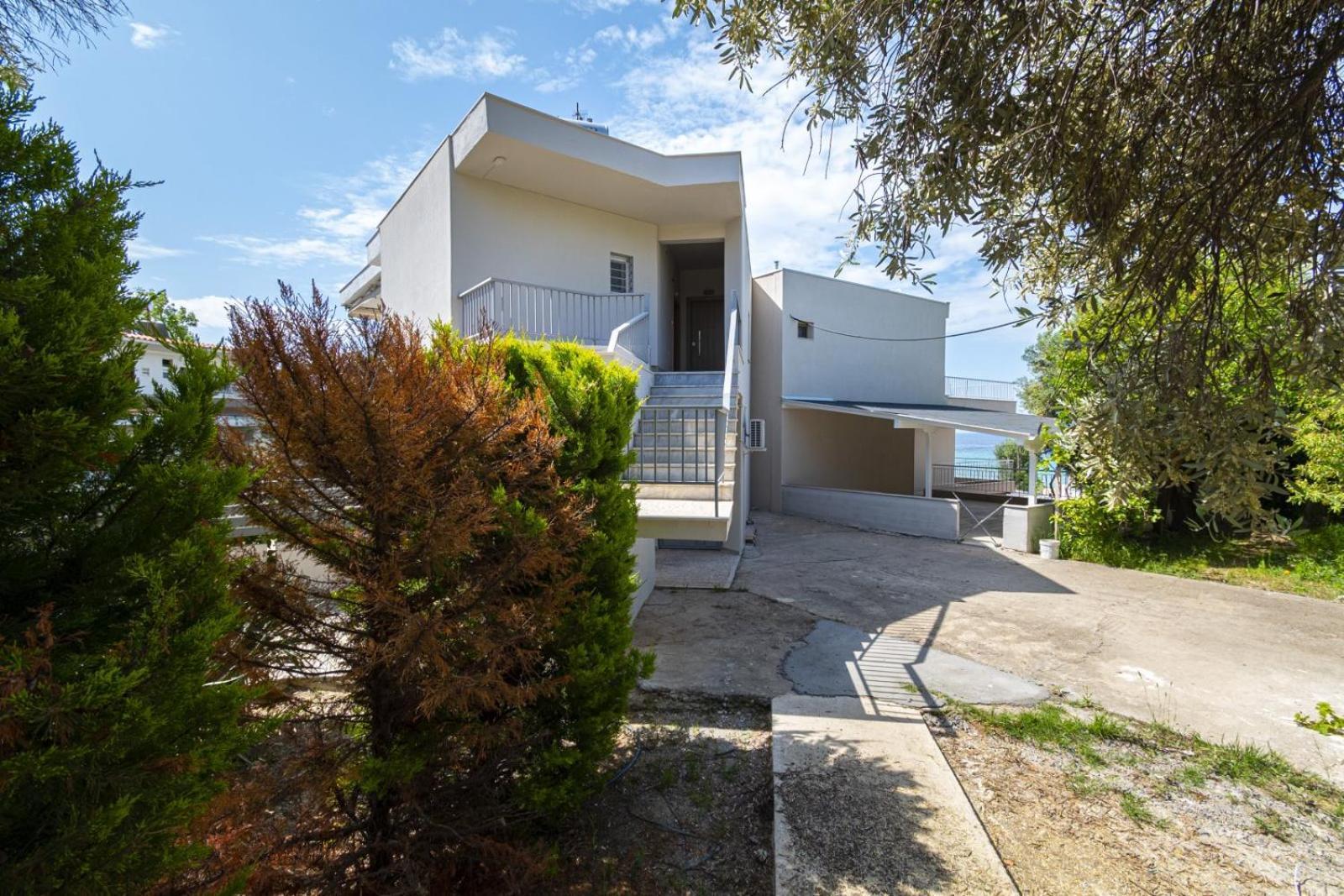 Althea Suites By Rentalspro Services - Nea Moudania Halkidiki Экстерьер фото